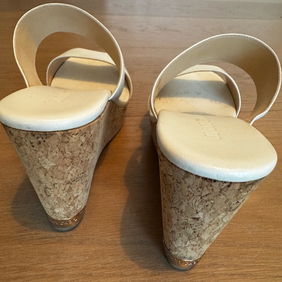 Wedge Sandal from jimmy Choo size 40
Made in Spain. - Picture 3 of 6